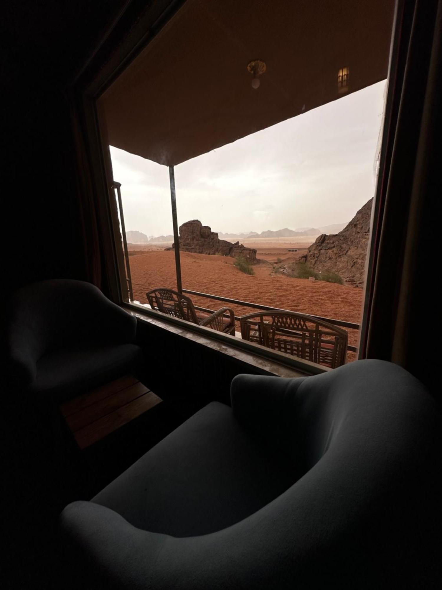 Holiday Inn Luxury Camp Wadi Rum Exterior photo